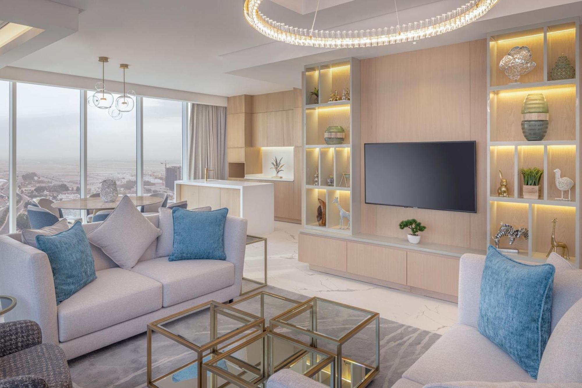 Four Points By Sheraton Corniche Hotel 4*
