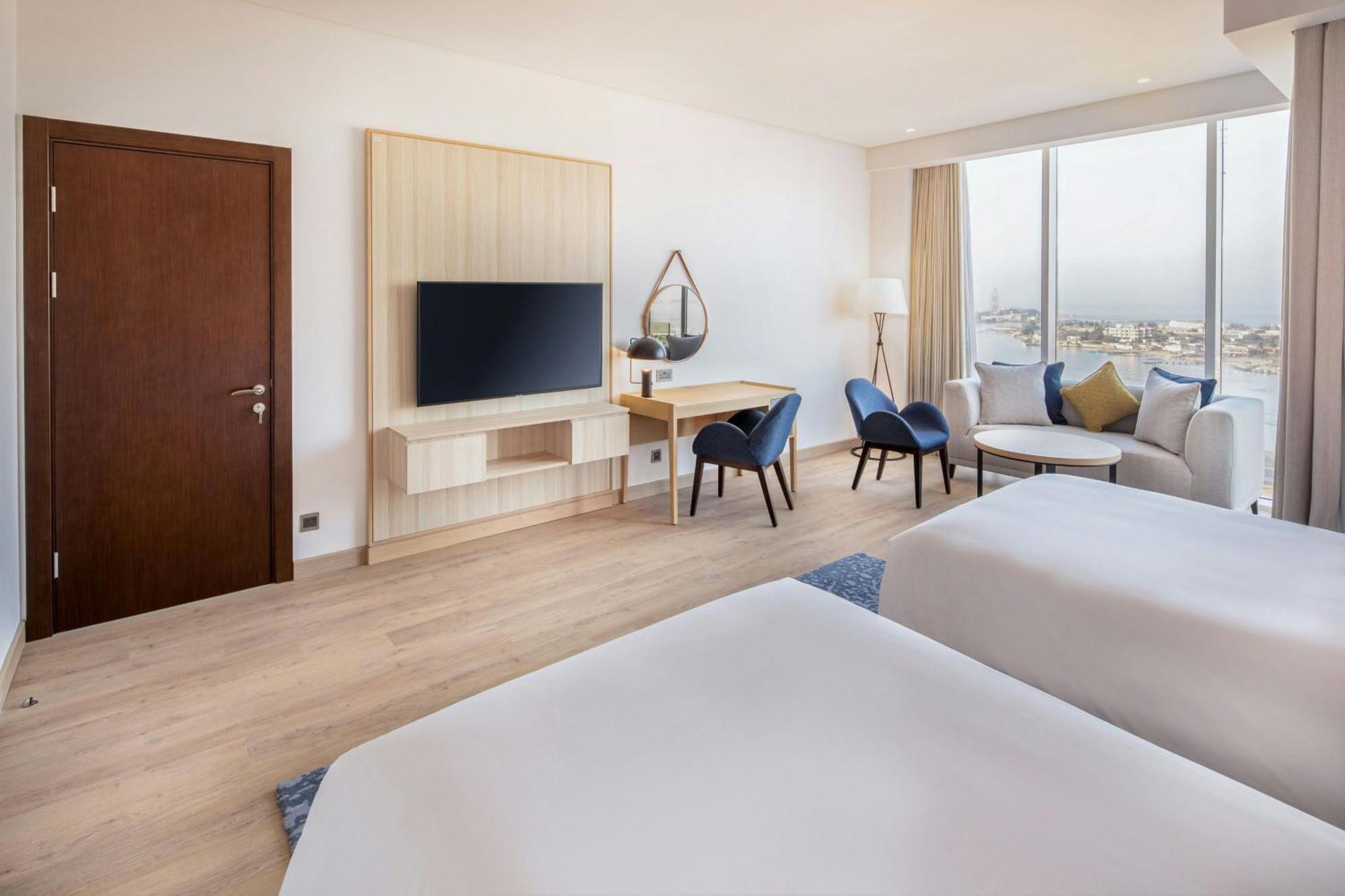 Four Points By Sheraton Corniche 4*